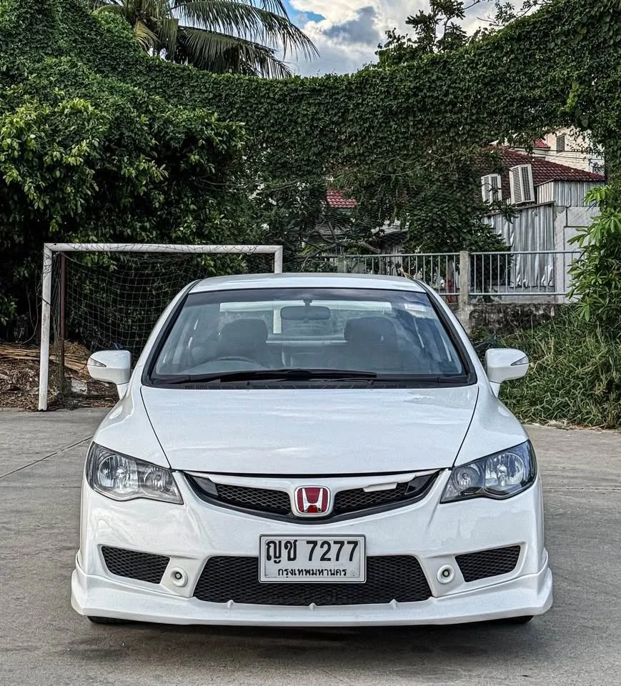 2011 Honda Civic VIII 3