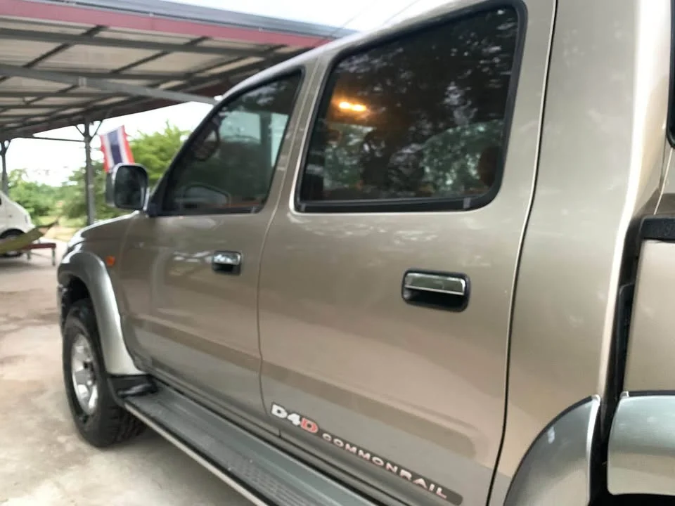 2002 Toyota Hilux Tiger VI 2