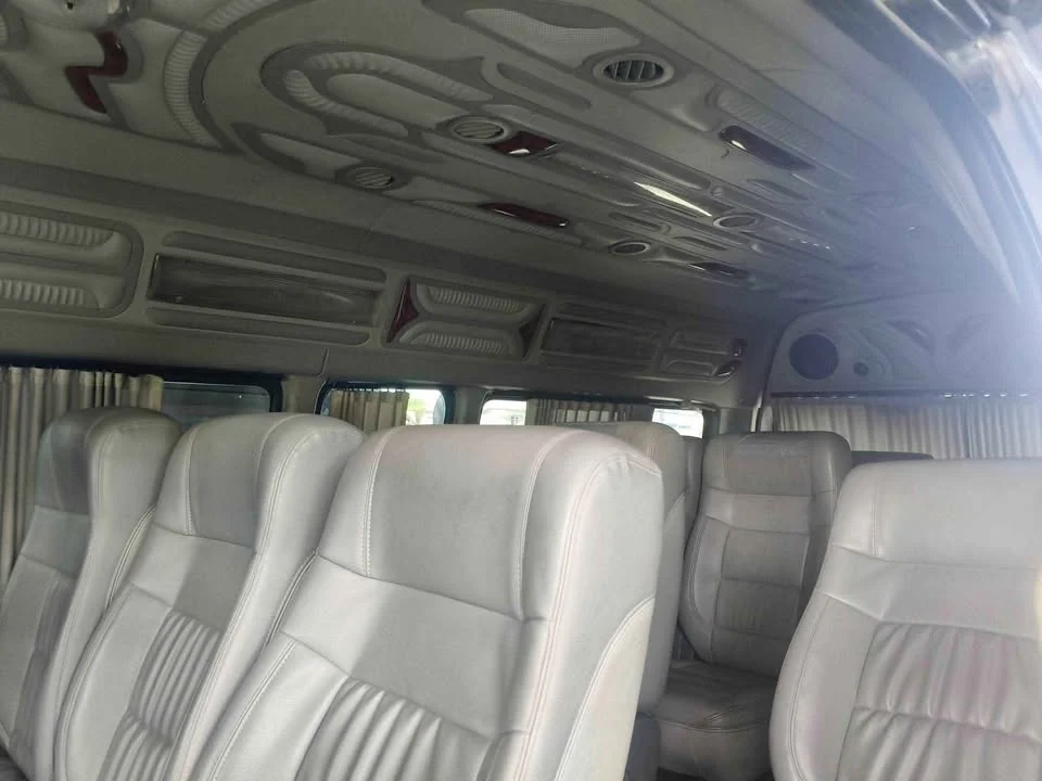 2005 Toyota Commuter V (H200) 3