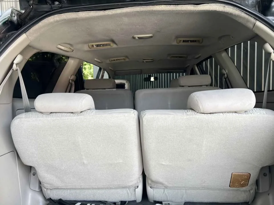 2011 Toyota Innova I 2