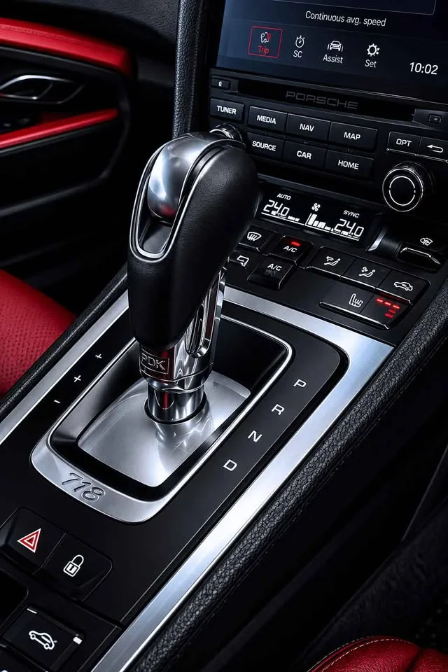 2018 Porsche 718 Boxster and Cayman IV 2