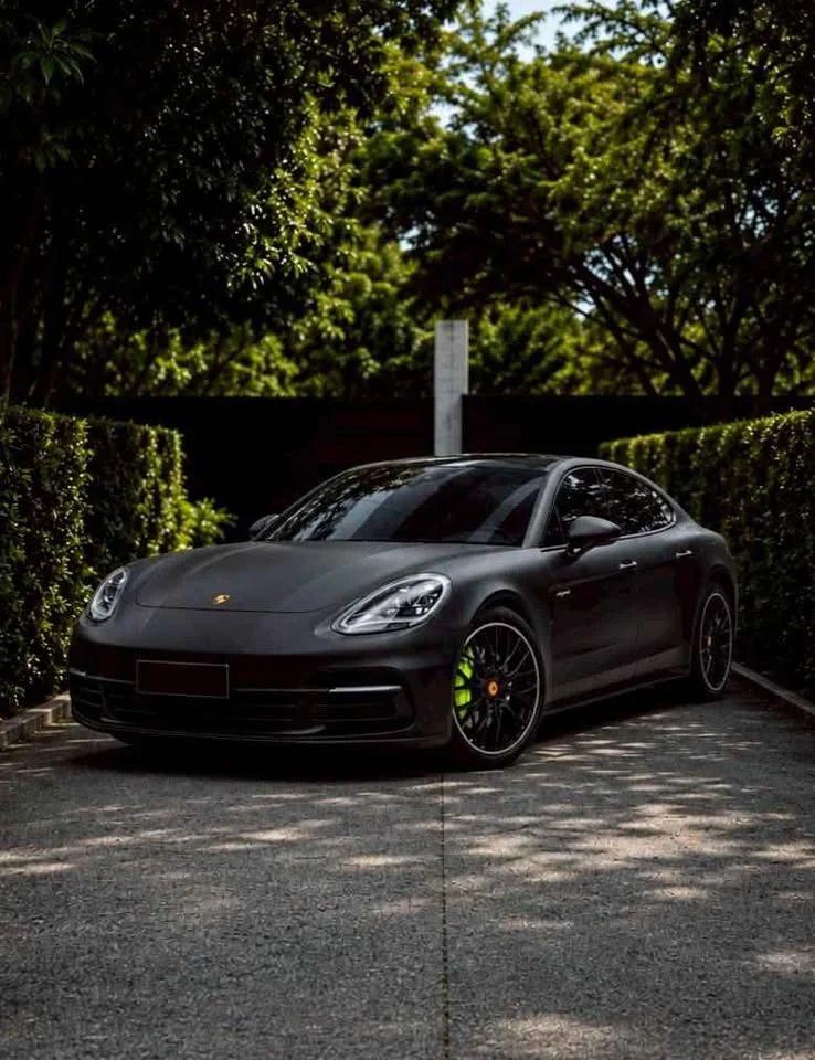 2018 Porsche Panamera II 2