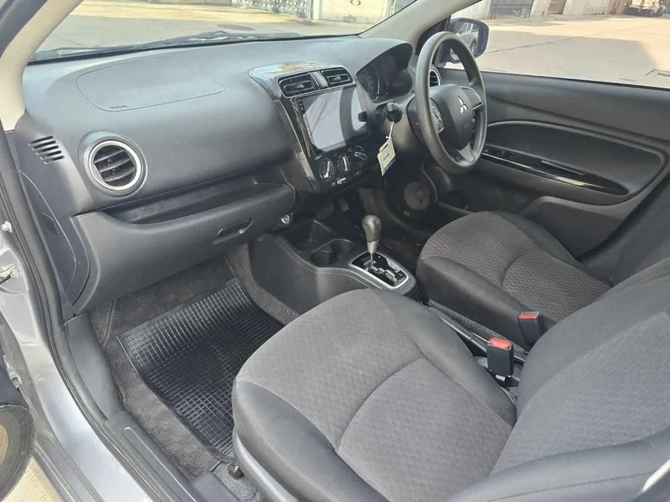 2017 Mitsubishi Mirage VI 2