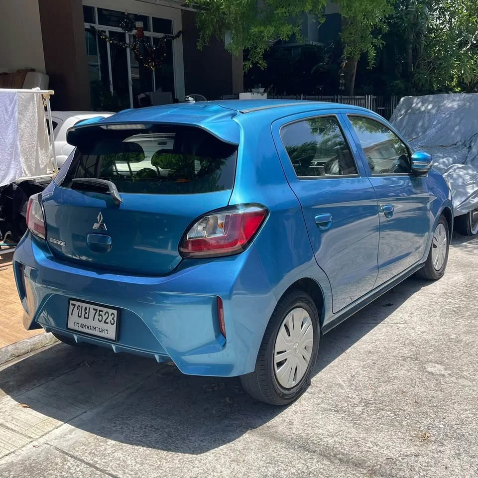 2020 Mitsubishi Mirage VI 3