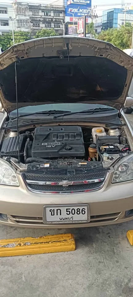 2005 Chevrolet Optra 3