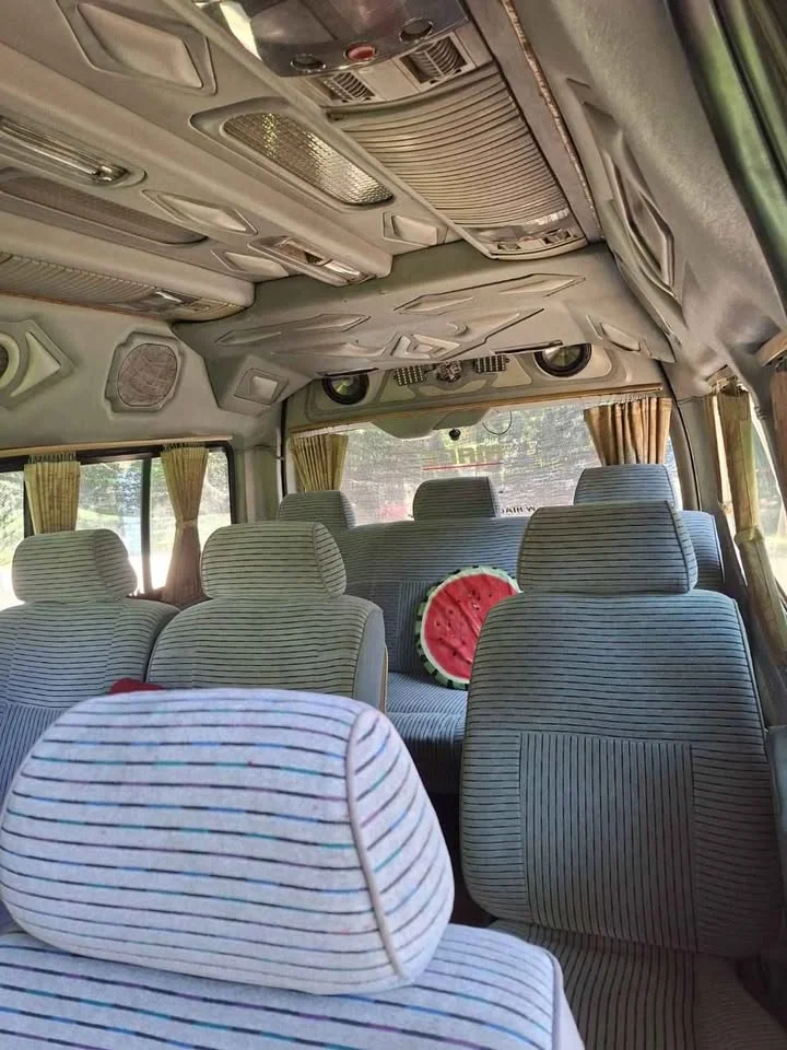 2005 Toyota Commuter V (H200) 3