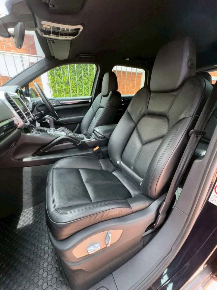 2011 Porsche Cayenne II 3