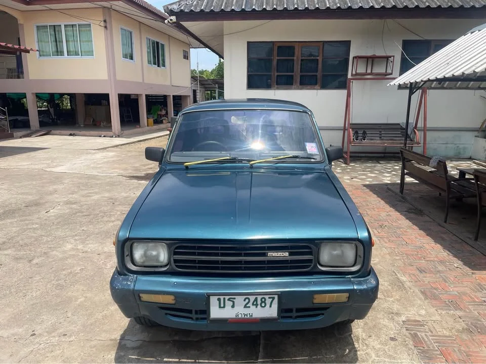 2000 Mazda B-series (Familia) III 3