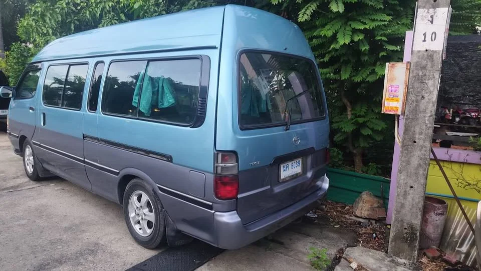 1999 Toyota Commuter IV (H100) 2