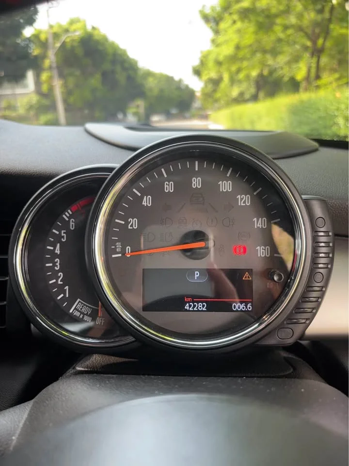 2014 Mini Hatch  III 3
