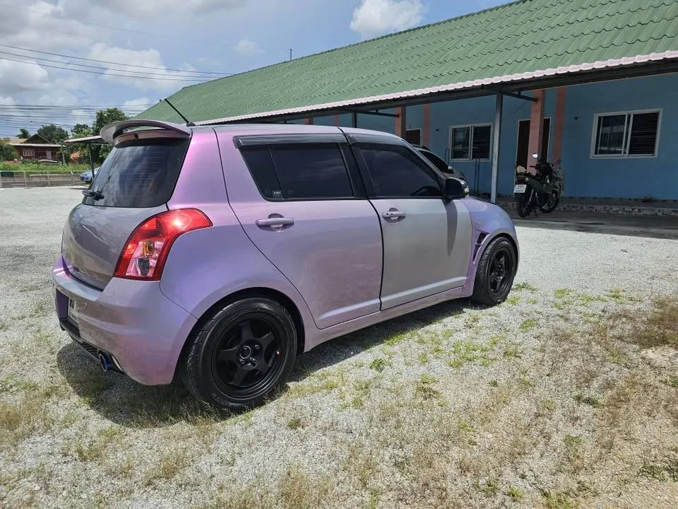 2010 Suzuki Swift I 2