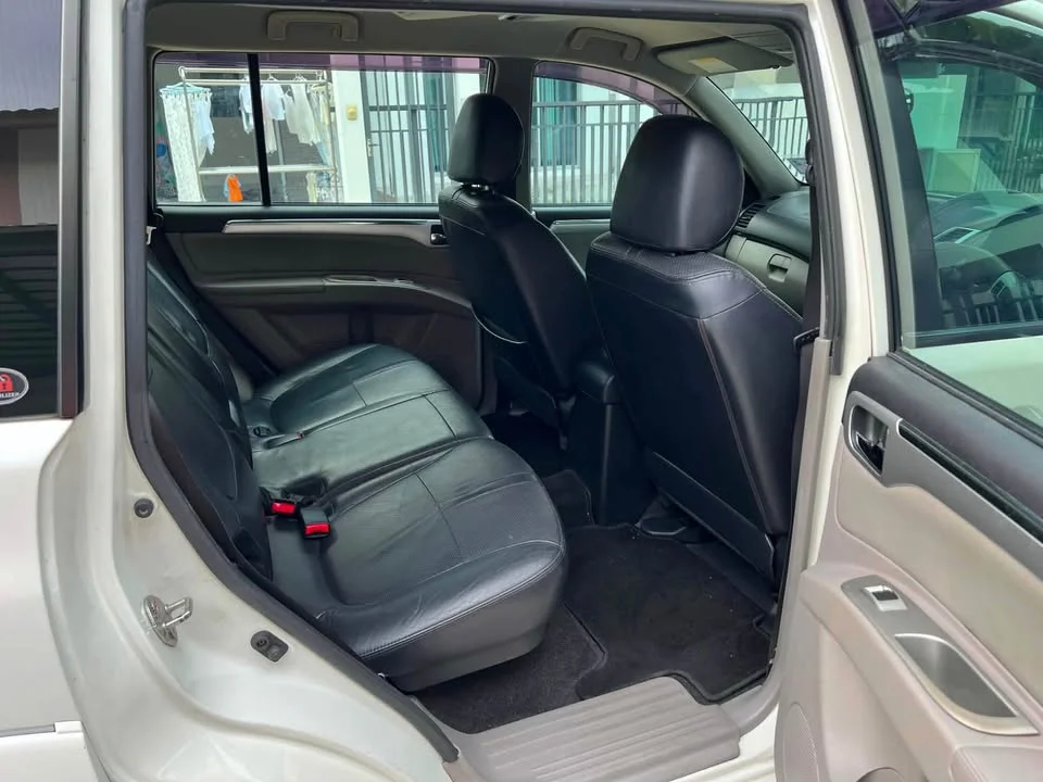 2012 Mitsubishi Pajero Sport II 3