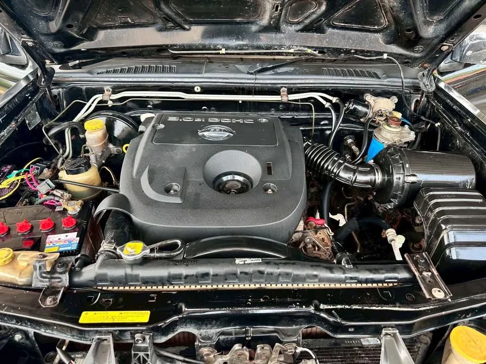 2005 Nissan Frontier I 3