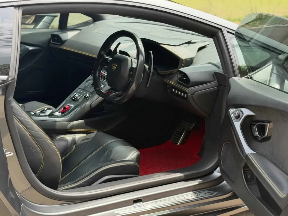 2015 Lamborghini Huracan 2
