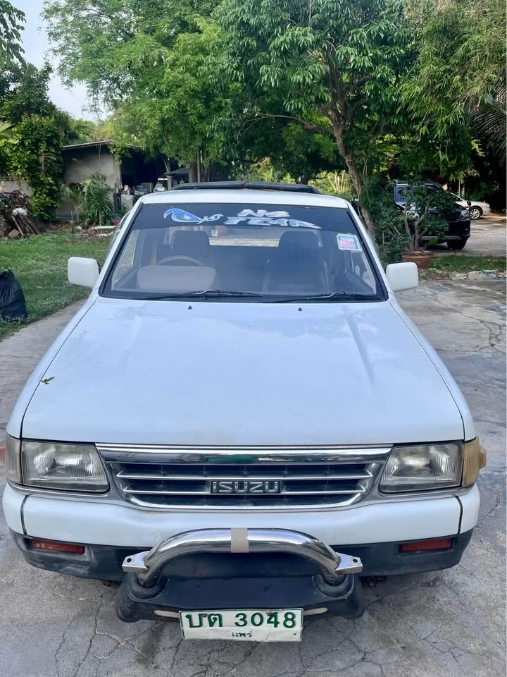 1996 Isuzu TFR III 3