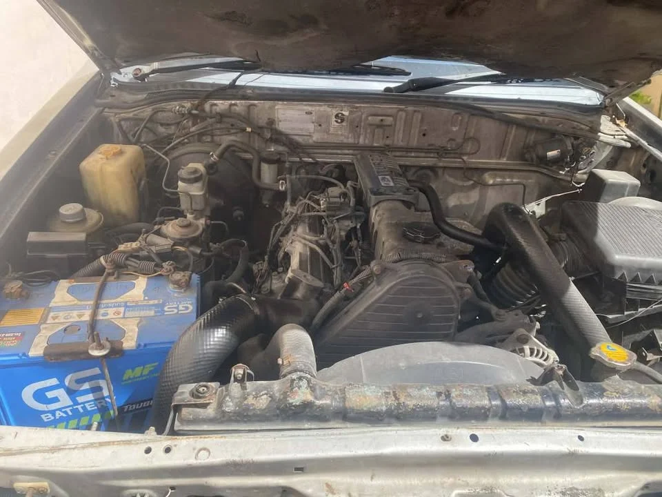 2004 Mazda 2500 Fighter V 3