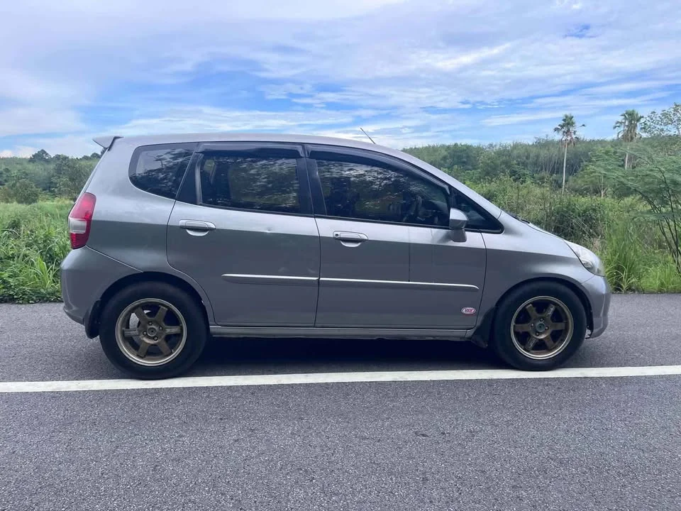 2004 Honda Jazz I 2