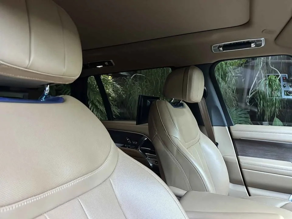 2023 Land Rover Range Rover V 3