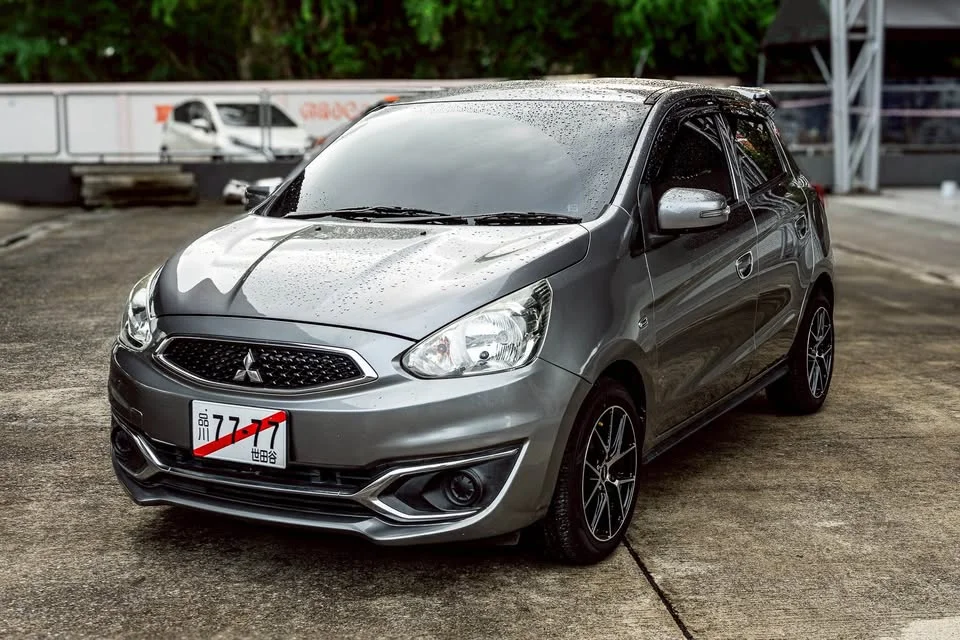 2017 Mitsubishi Mirage VI 2