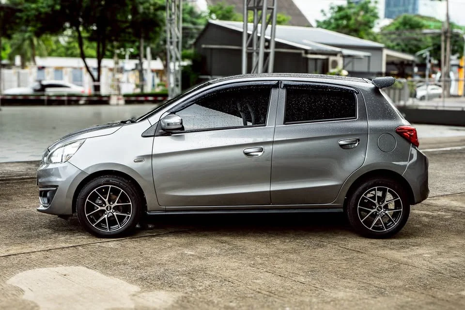 2017 Mitsubishi Mirage VI 3