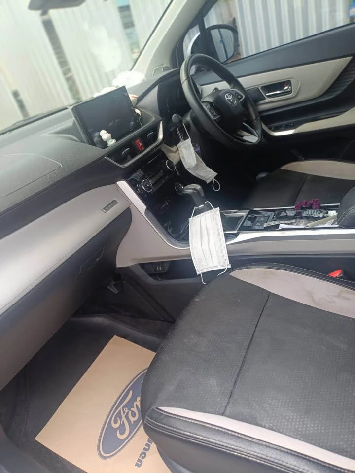 2022 Toyota Veloz III 2