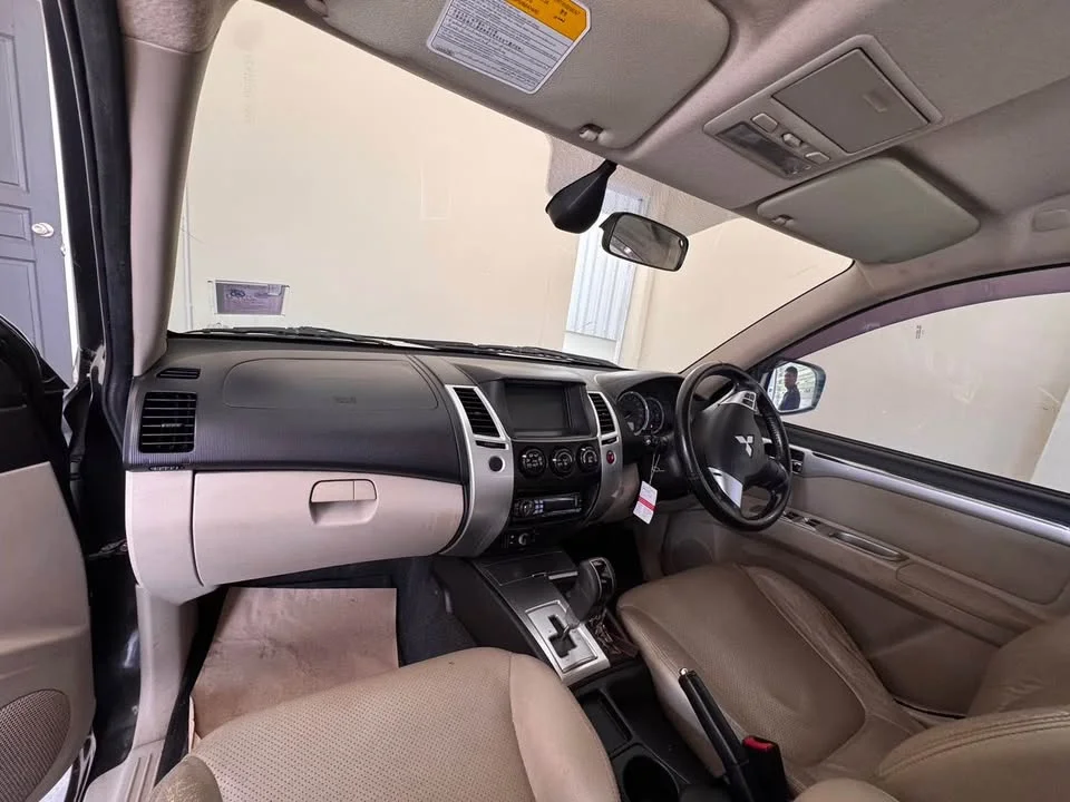 2011 Mitsubishi Pajero Sport II 3