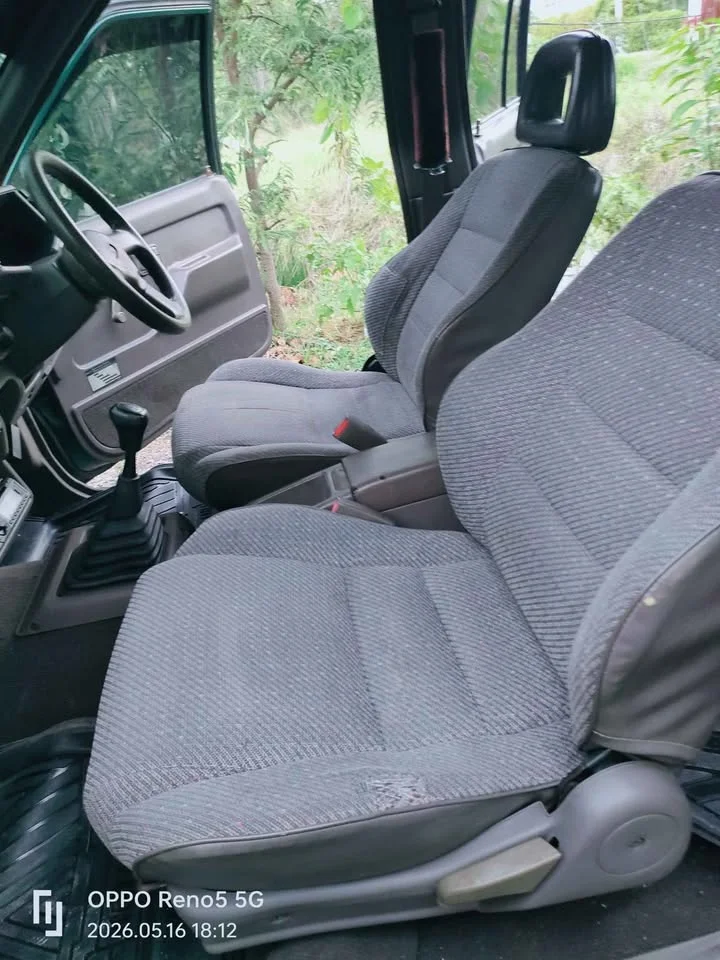 1994 Isuzu Vega I 2