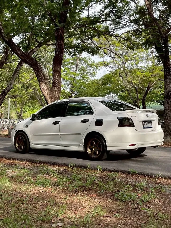 2010 Toyota Vios II 2