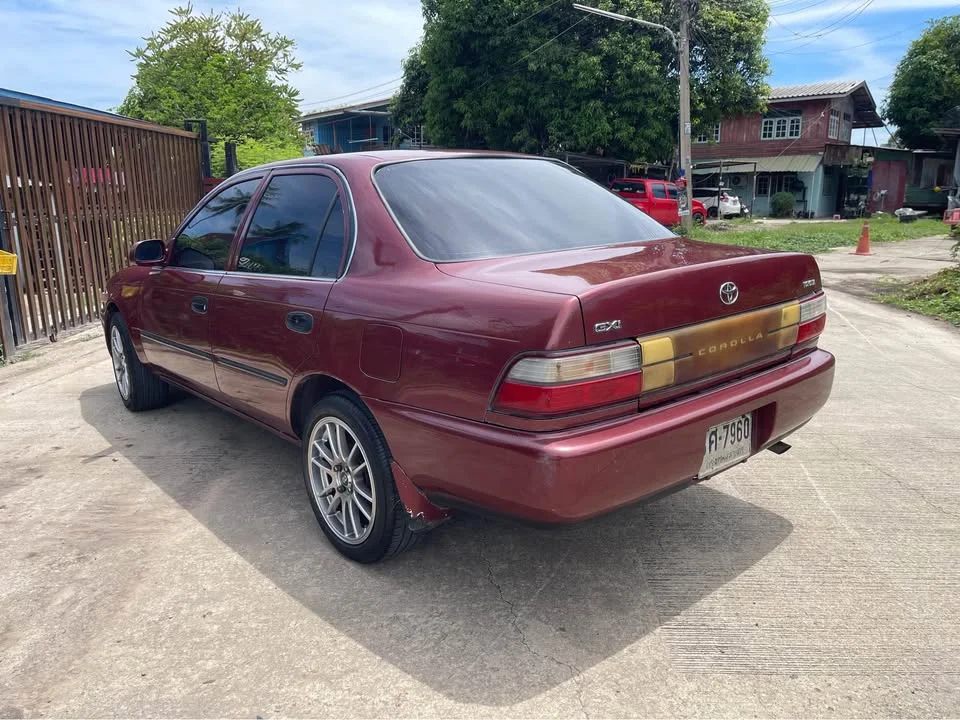 Toyota Corolla Altis VII (E100) 3