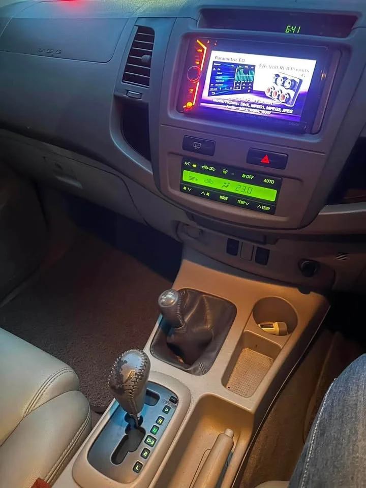 2008 Toyota Fortuner I 3