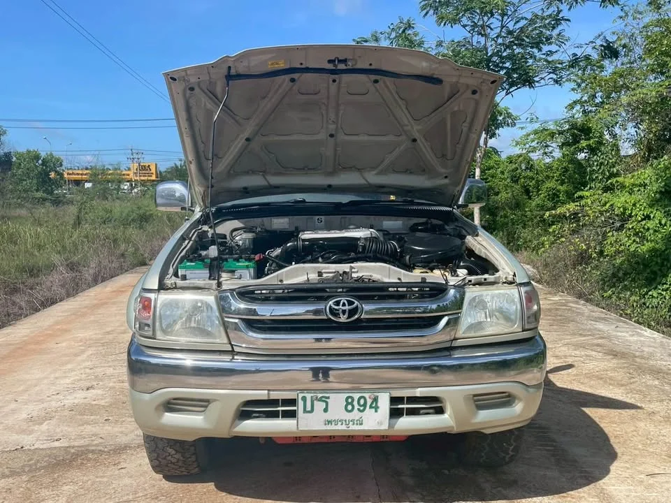 2002 Toyota Hilux Tiger VI 2