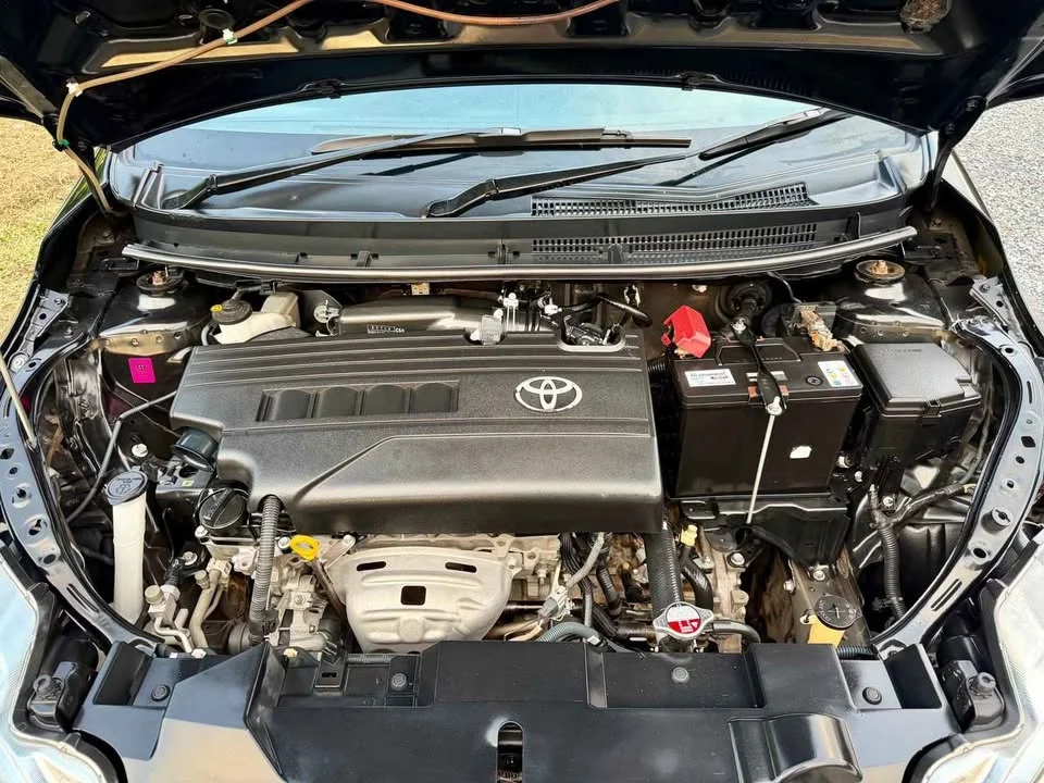 2015 Toyota Yaris III 2