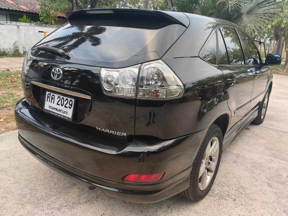 2006 Toyota Harrier II 2