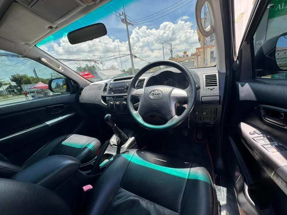 2014 Toyota Hilux VII 3