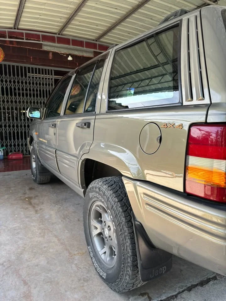 1996 Jeep Grand Cherokee ZJ 3