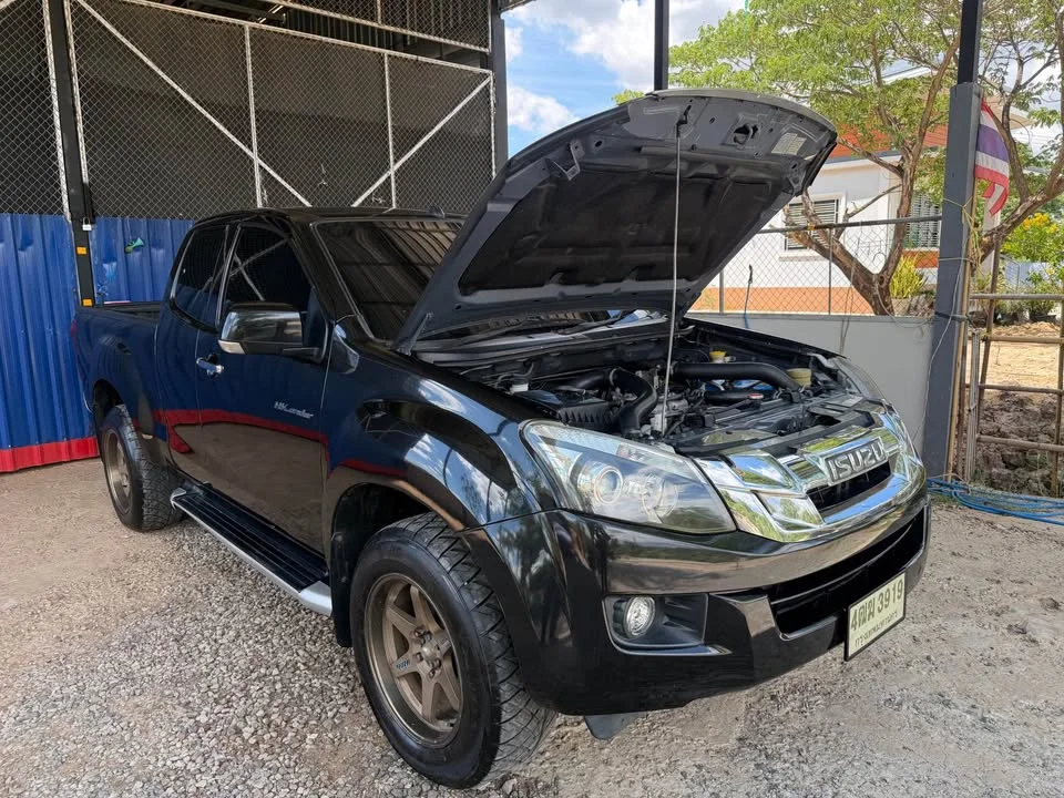 2013 Isuzu D-Max II (RT) 3