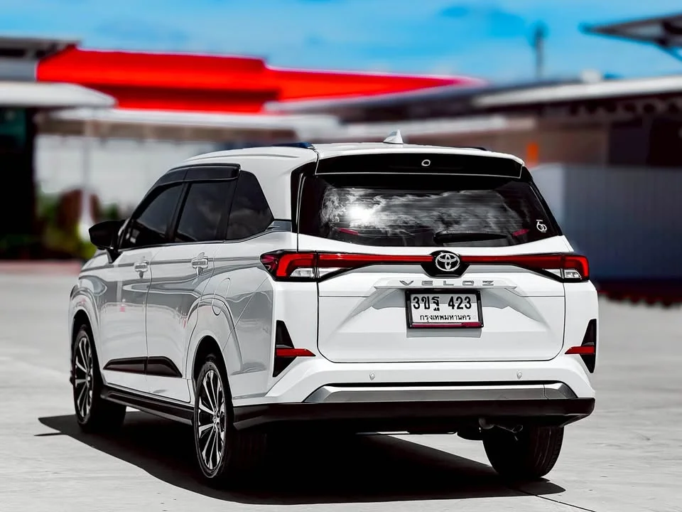2023 Toyota Veloz III 3