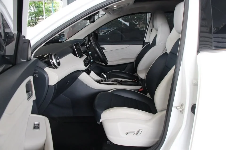 2024 MG HS 2