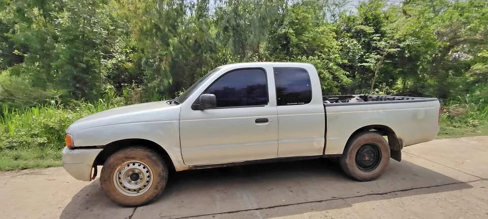 Ford Ranger I 3