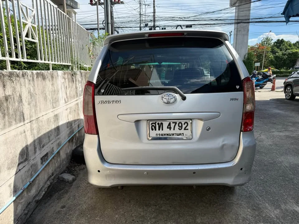 2006 Toyota Avanza I 2