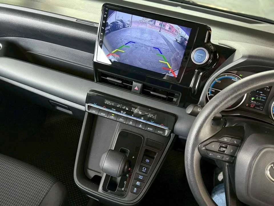 2024 Toyota Voxy IV 2