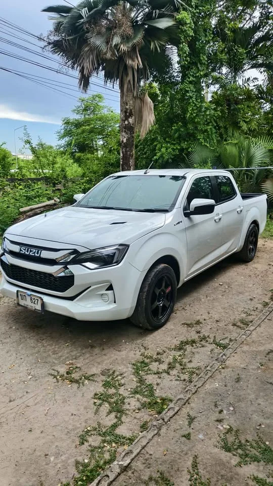 2020 Isuzu D-Max III (RG) 3
