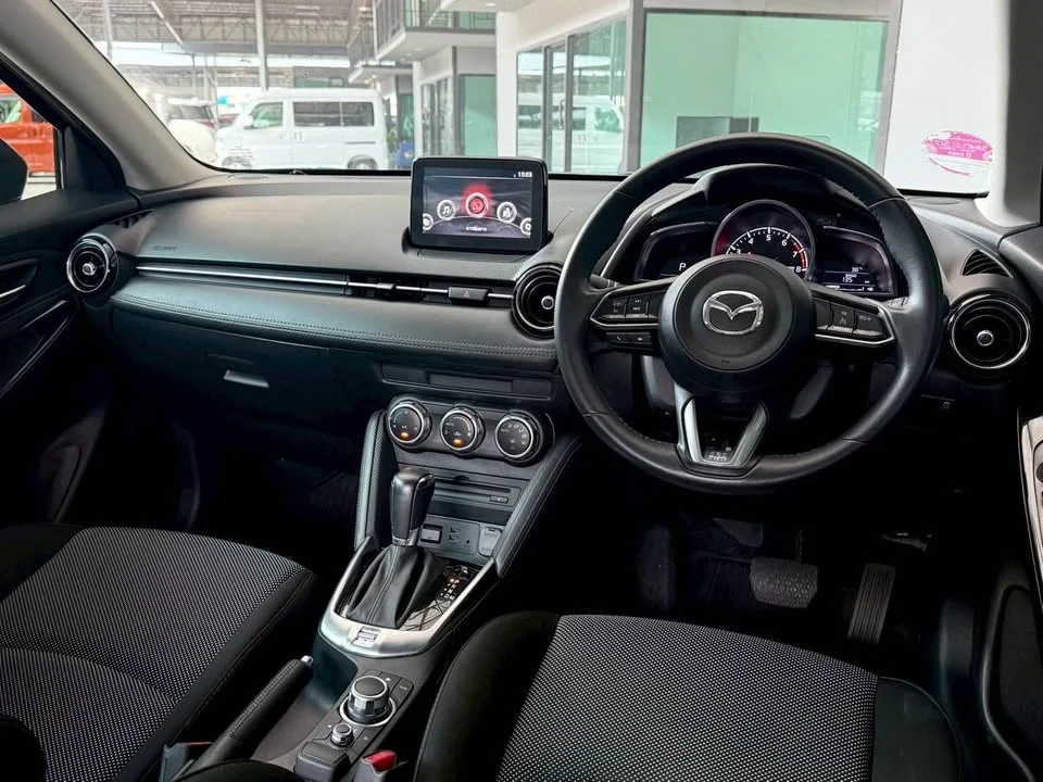 2019 Mazda 2 III 2