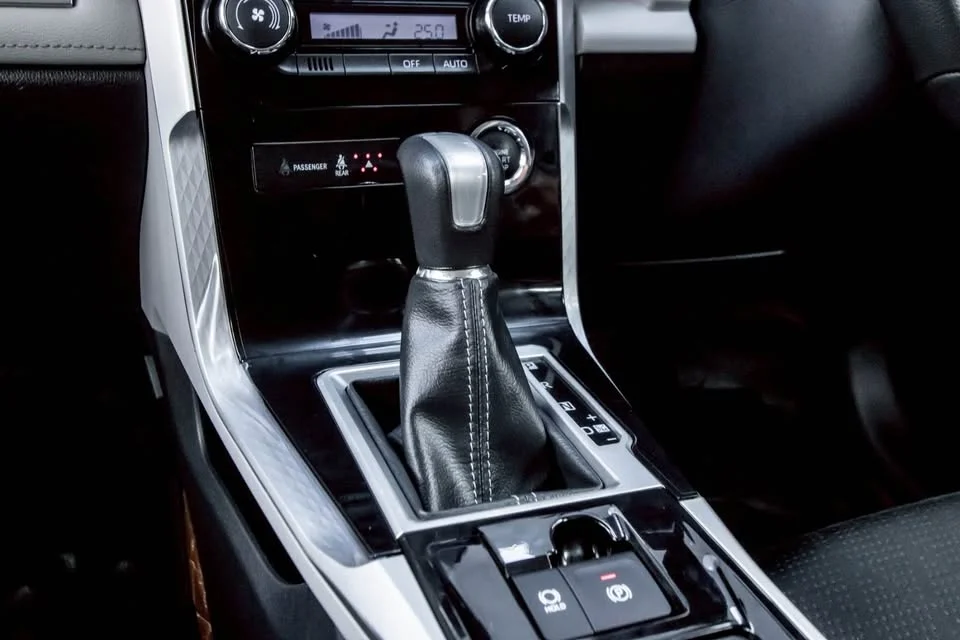 2022 Toyota Veloz III 3