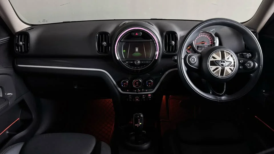 2020 Mini Countryman II 2