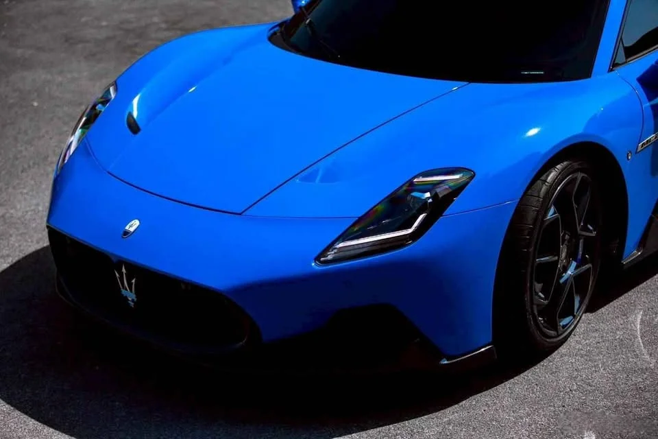 2022 Maserati MC20 3