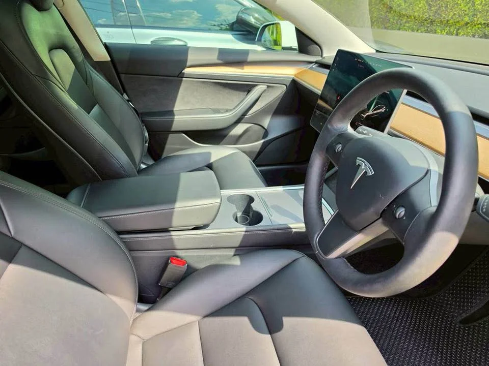 2022 Tesla Model 3 2
