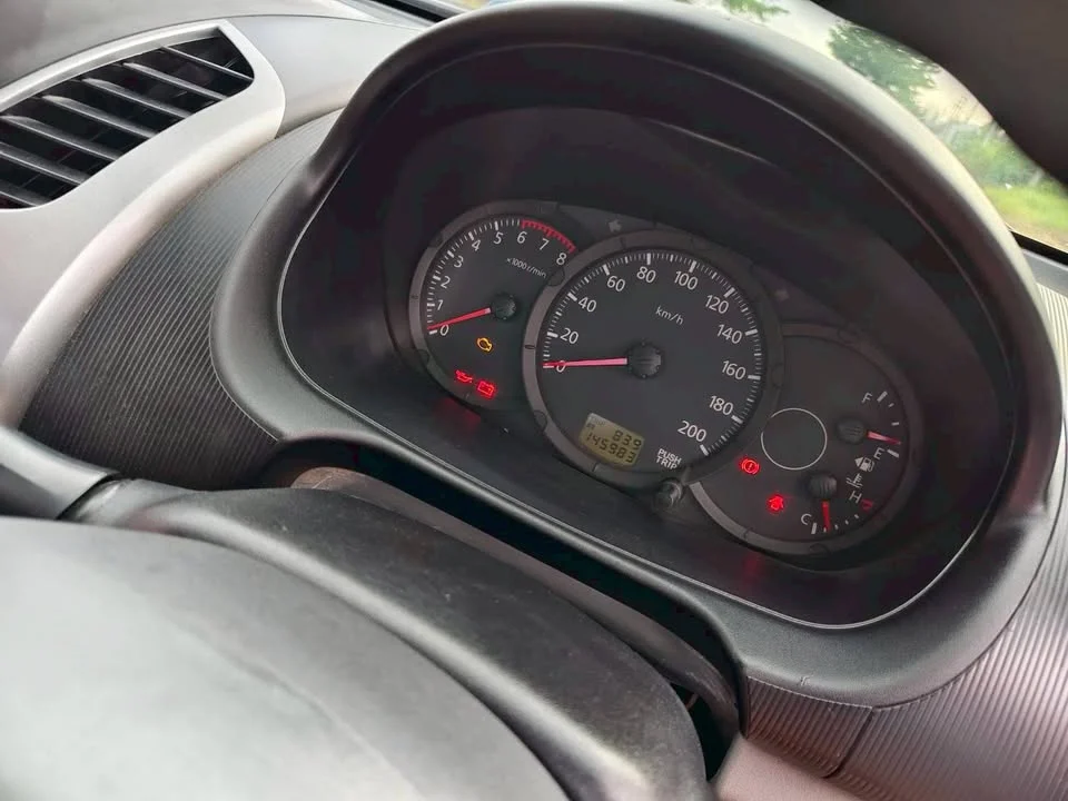 2011 Mitsubishi Triton IV 2