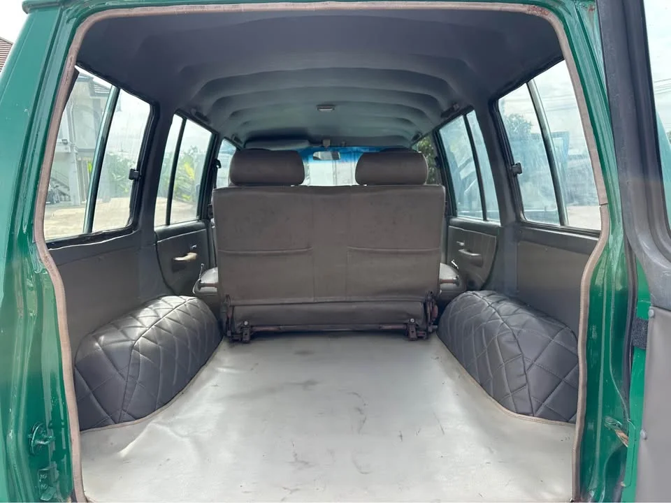 1992 Mitsubishi Pajero I 3