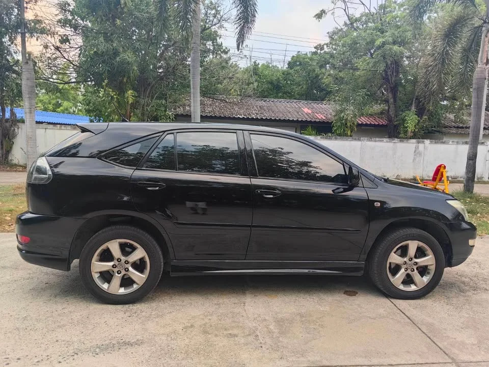 2006 Toyota Harrier II 3